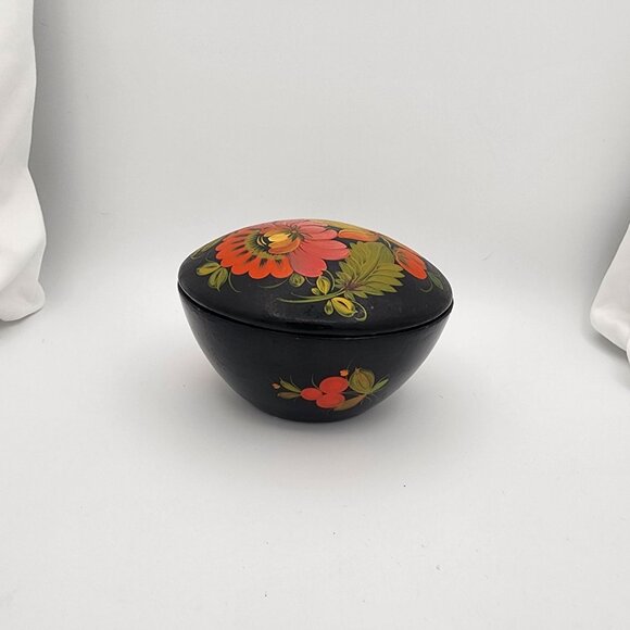 Hand-Painted Russian Floral Wooden Trinket Box With Lid - Picture 2 of 6